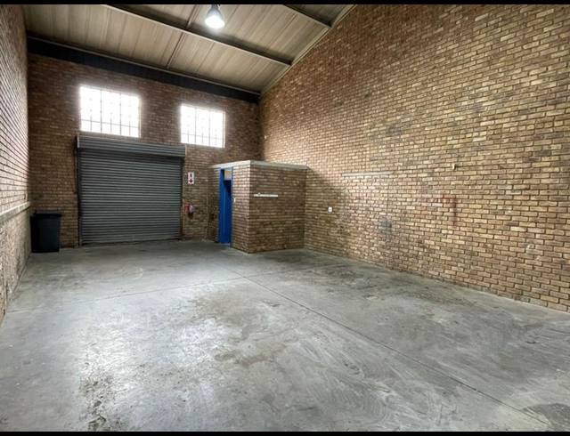 INDUSTRIAL PROPERTY TO RENT IN HENNOPSPARK